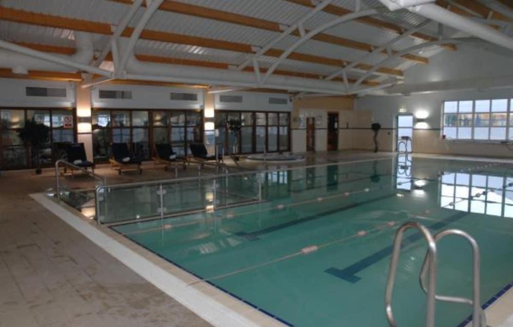Auburn Lodge Hotel & Leisure Centre Ennis Exterior foto